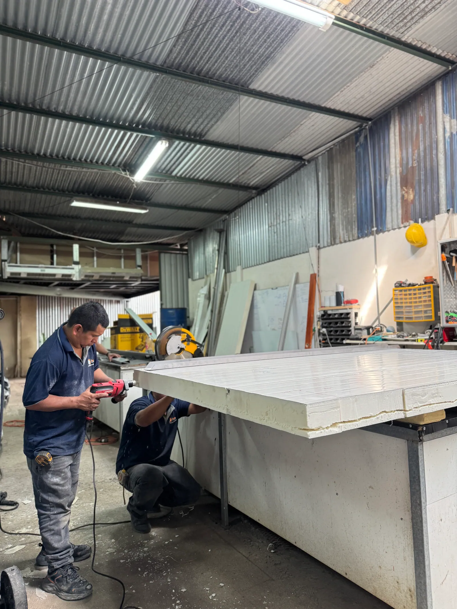 Instalación de cuarto frío industrial de INPRE en planta en Costa Rica